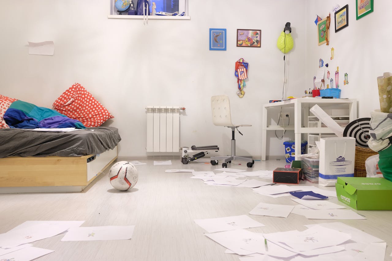 Reasons Why Highly Intelligent People Have Messy Houses