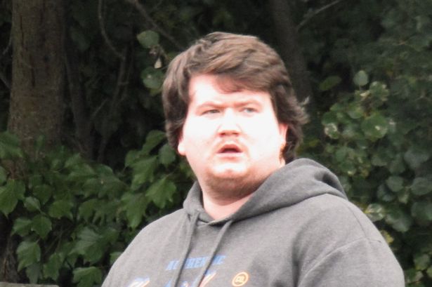 Scots creep who sent 15,000 texts to schoolgirl before sexual encounter jailed