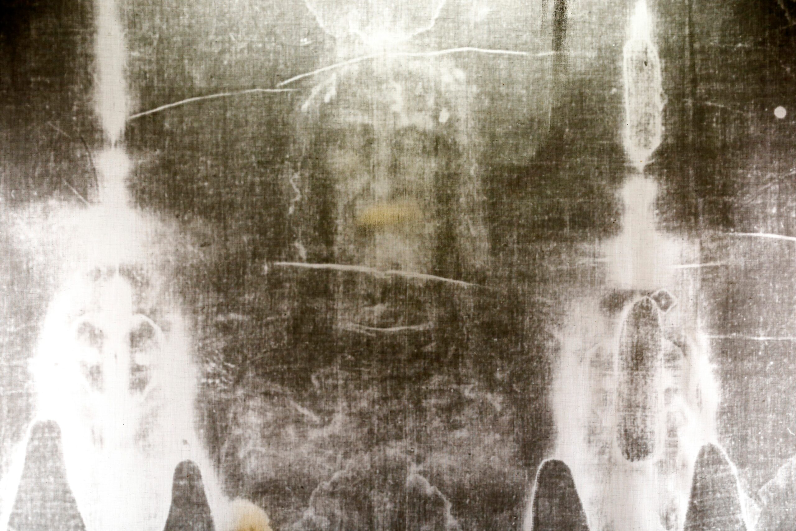 Researcher Reveals Telling Evidence in Shroud of Turin Mystery After It Was Thought to Be Jesus’ Burial Cloth