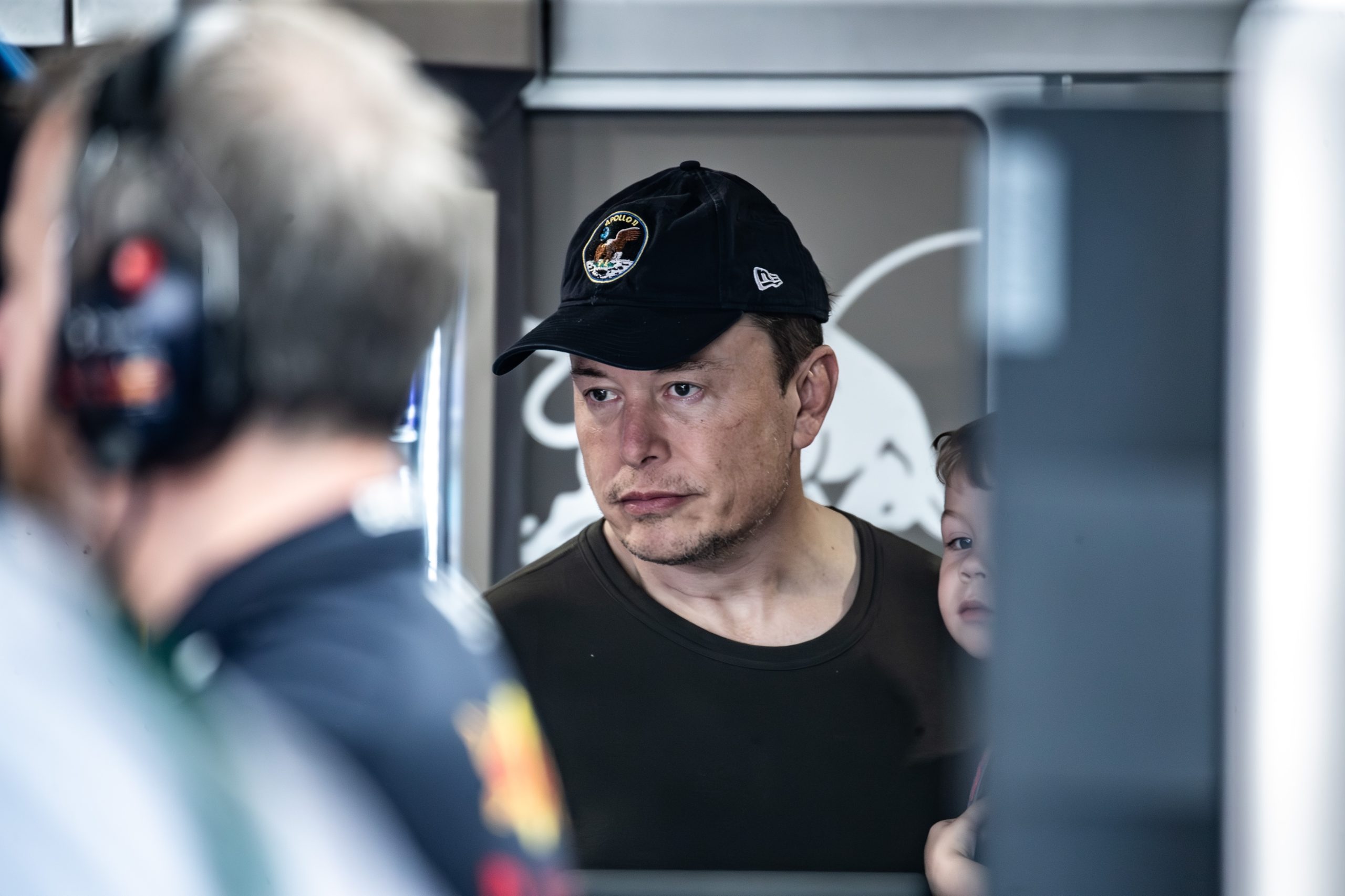 People Disgusted After Learning Elon Musk’s Father Had Kids With Own Stepdaughter He’d Known Since She Was 4