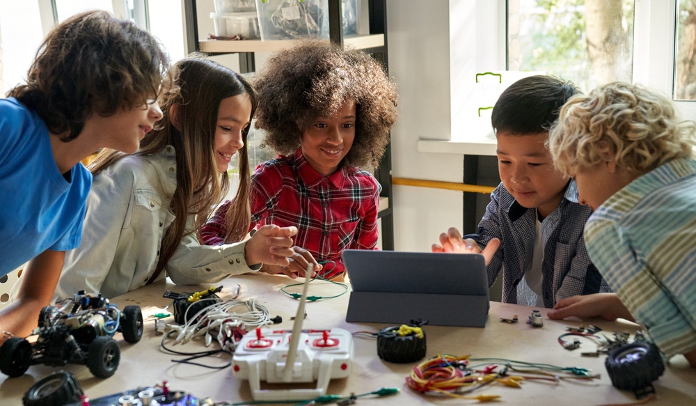 Why US Students Struggle With Basic Literacy and Numeracy