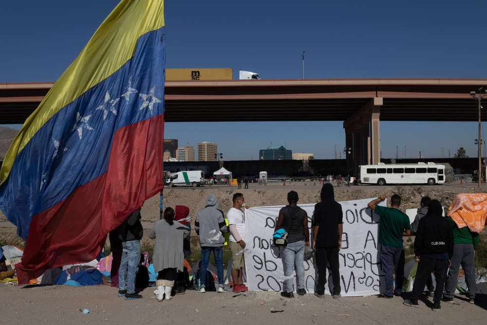 US-Venezuela tensions rise as US warships arrive in Southern Caribbean