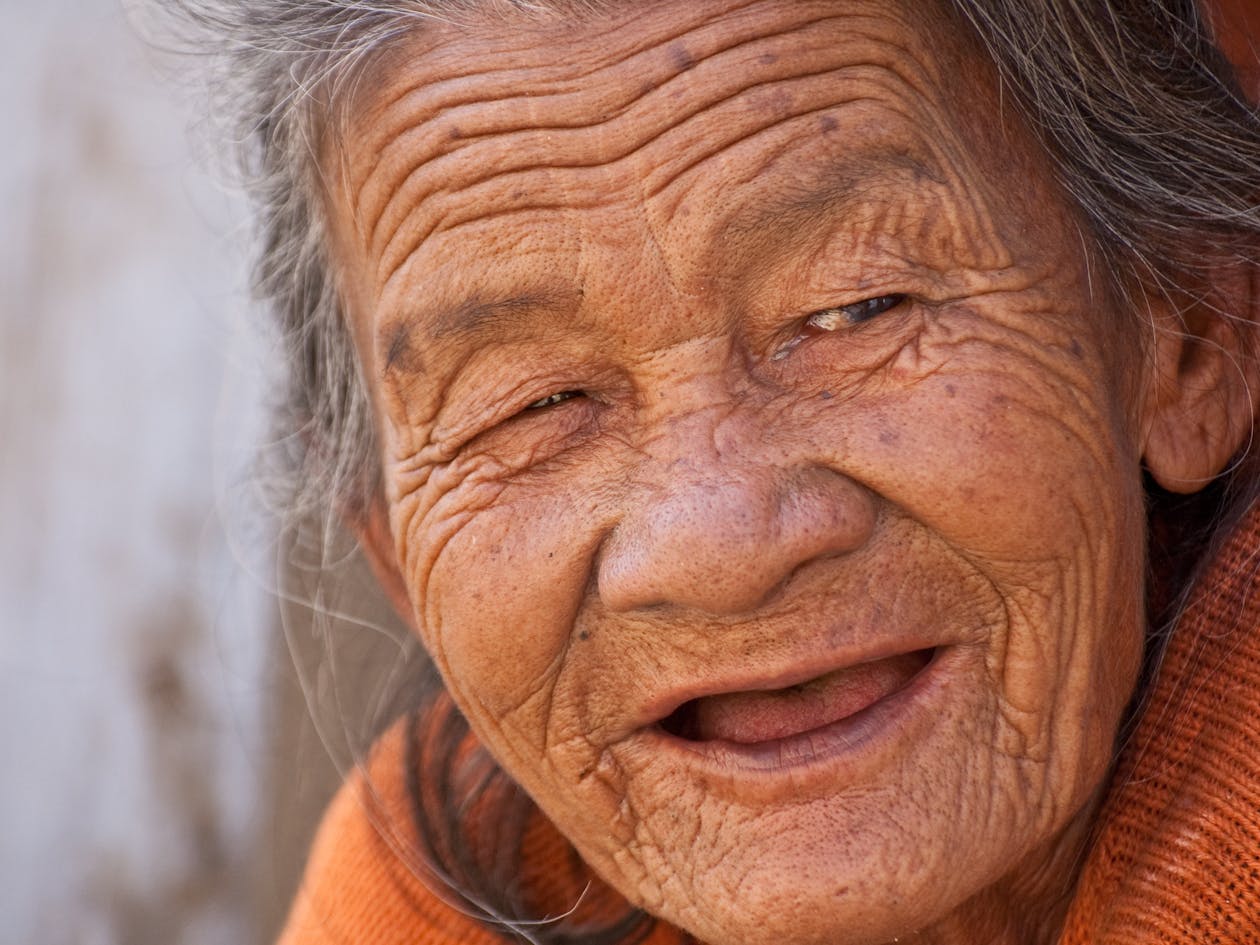 Study Finds Human Lifespan Has a Hard Limit Between 120 and 150 Years