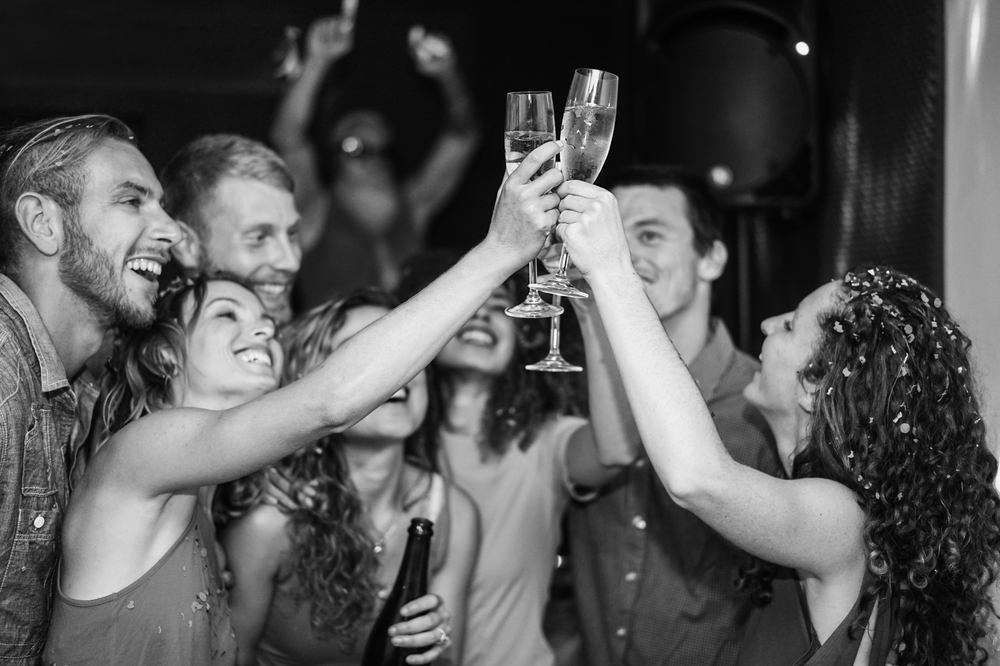 A Father’s Split-Second Decision Saved Ten Lives in a Swiss New Year’s Fire