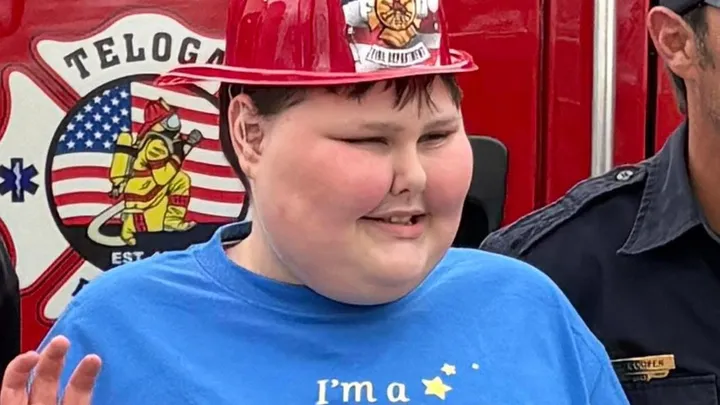 A Georgia Teen Beat Cancer and Got One Wish. He Spent It on 300 Strangers.