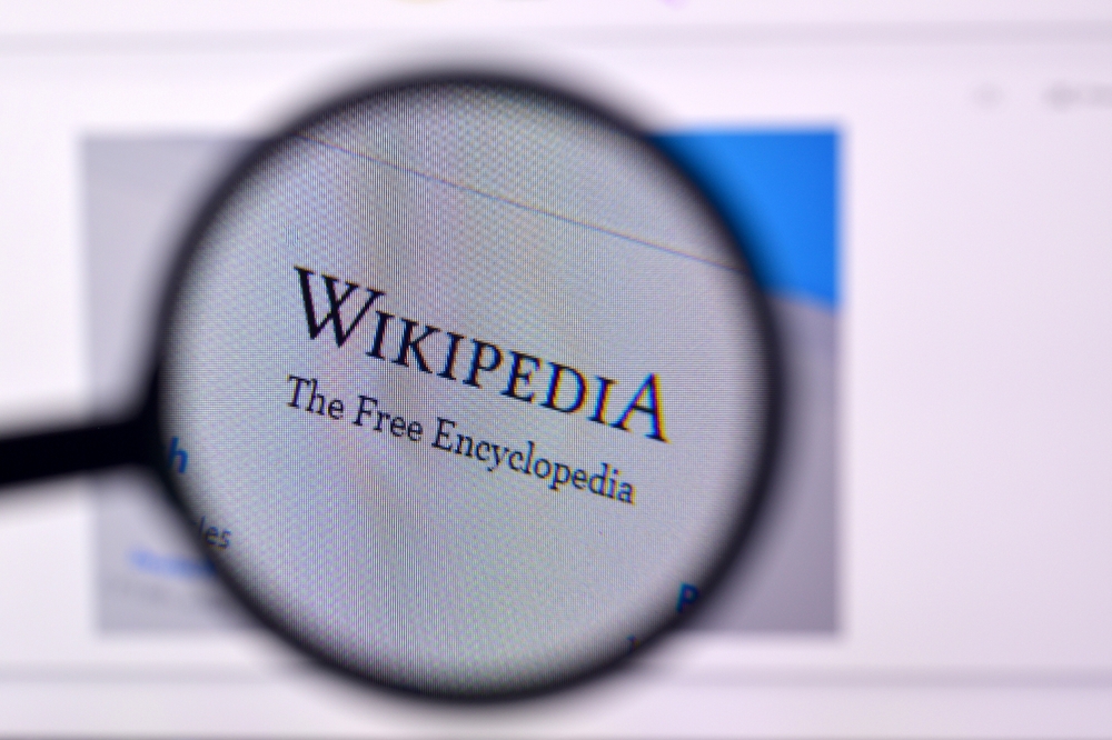 Humans Reclaim Wikipedia as AI Writing Gets Banned