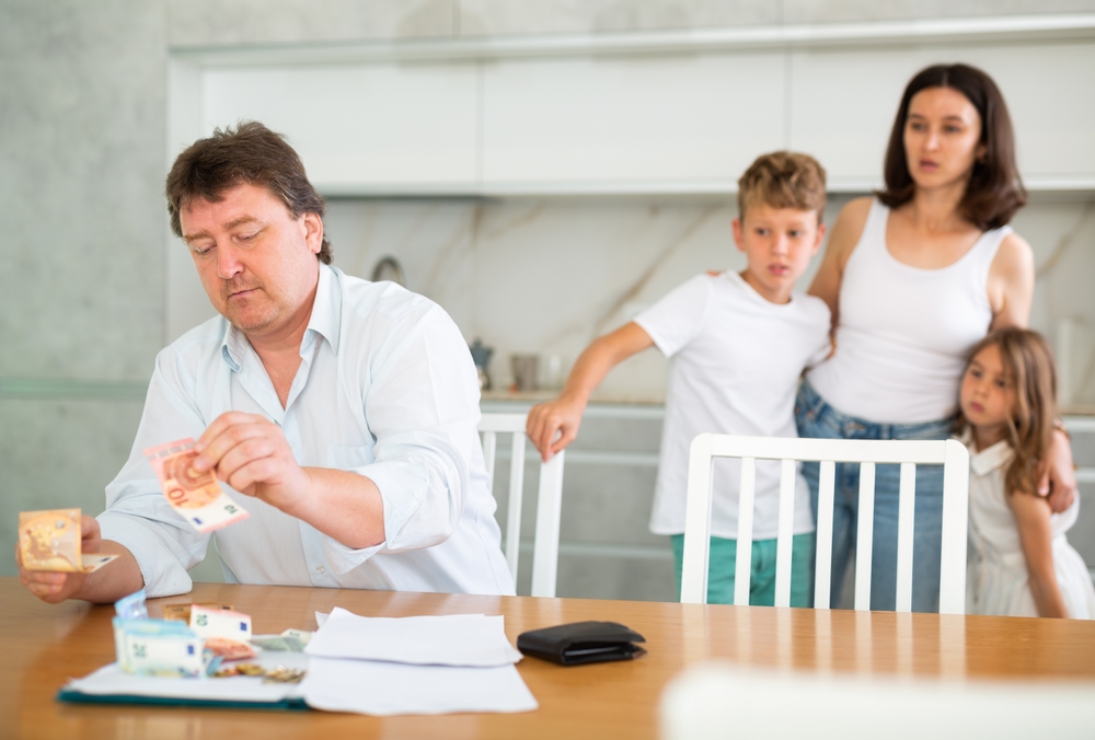 A Wall Street Economist Argues the Real U.S. Poverty Line Is $140,000. His Math Is Hard to Ignore.