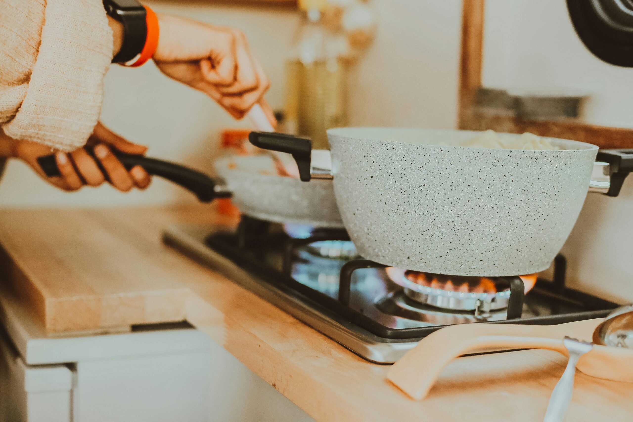 Student Creates Device Designed to Stop Deadly Stove Accidents