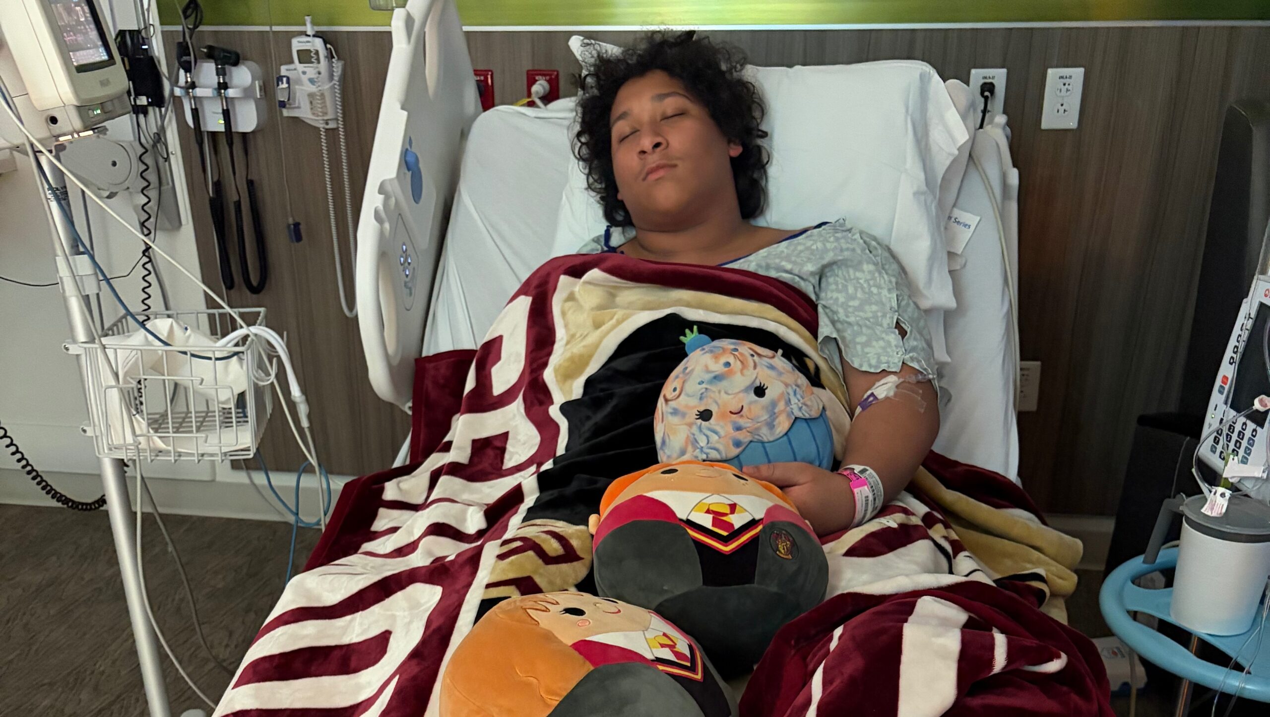 How a Minor Scratch Led to a “Flesh-Eating” Bacteria Infection for a Florida Teen