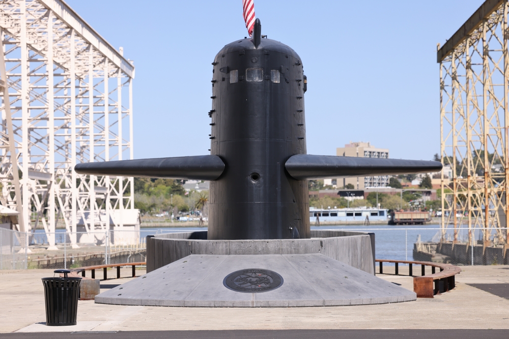 Hundreds Of Teens Turn Down College To Build Nuclear Submarines For The US Navy