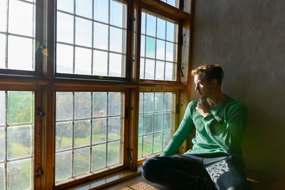 A Psychologist’s Blunt Theory on What’s Really Behind Male Loneliness