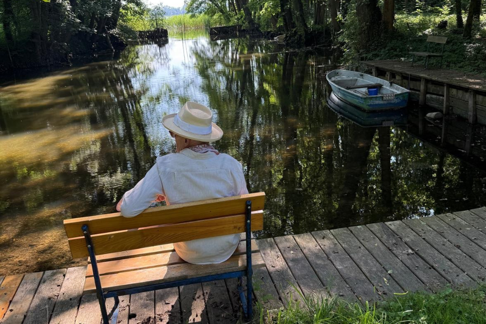 How One Viral Photo Turned Berlin’s Stylish Grandpa Into a Global Fashion Icon