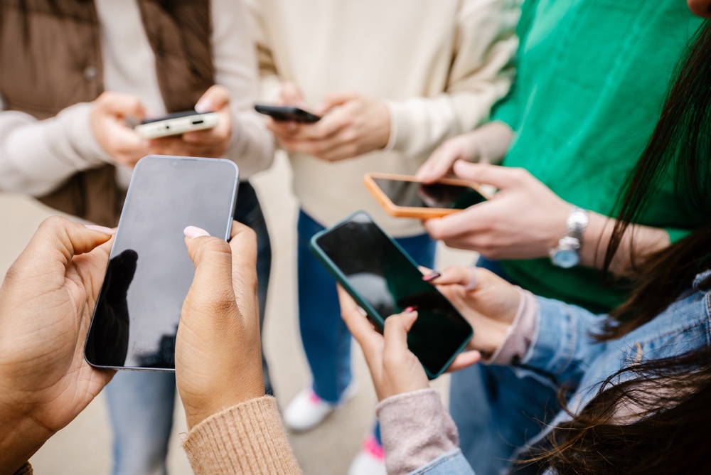 The Real Reason Gen Z Keeps Their Phones on Silent Almost All the Time