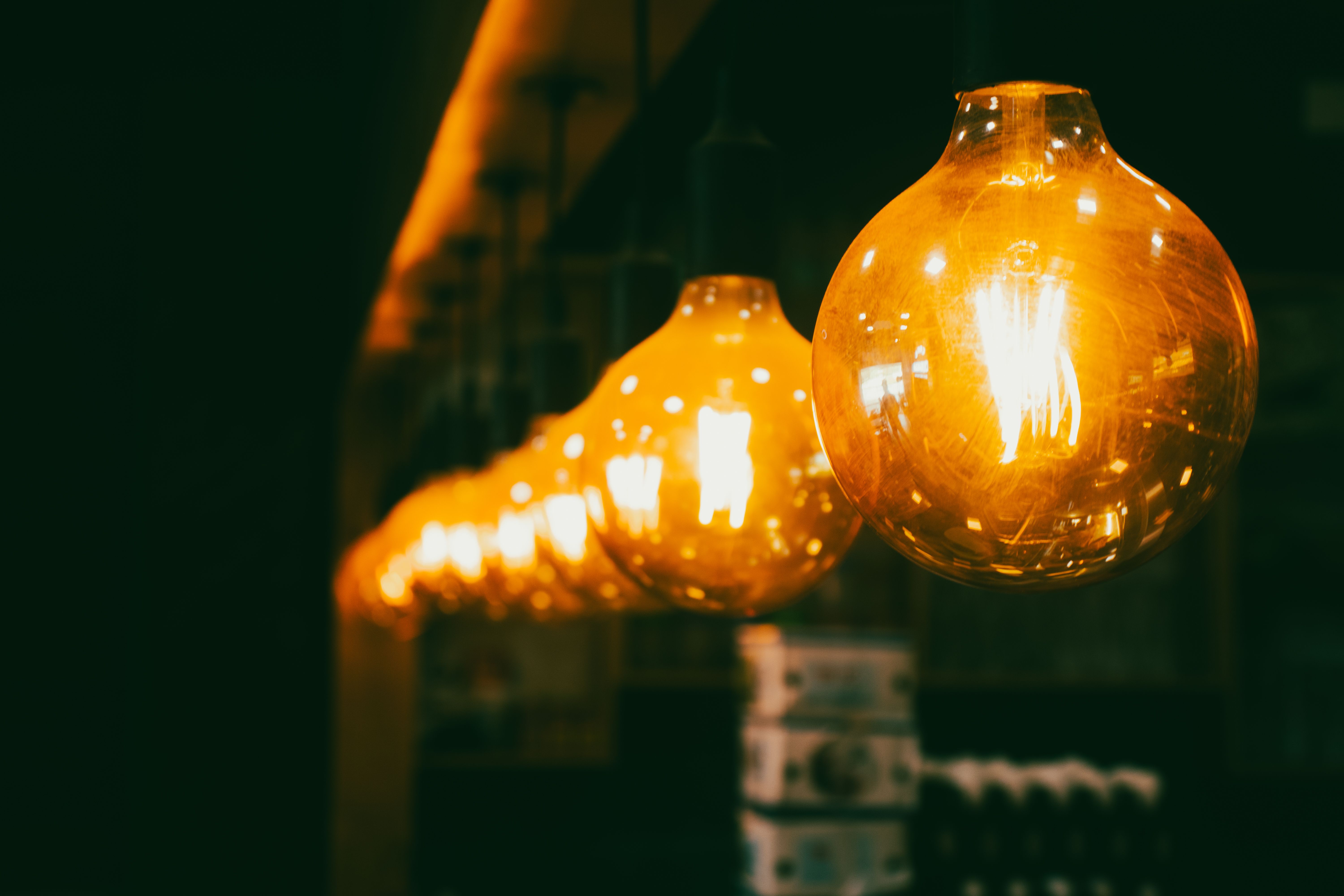 Scientists Find Old Style Lamps May Improve Vision