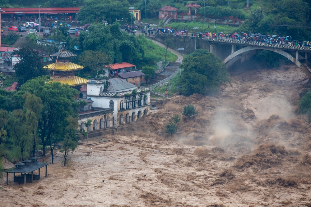 Principal Makes Split-Second Decision That Saves 900 Children Before Nepal School Is Buried
