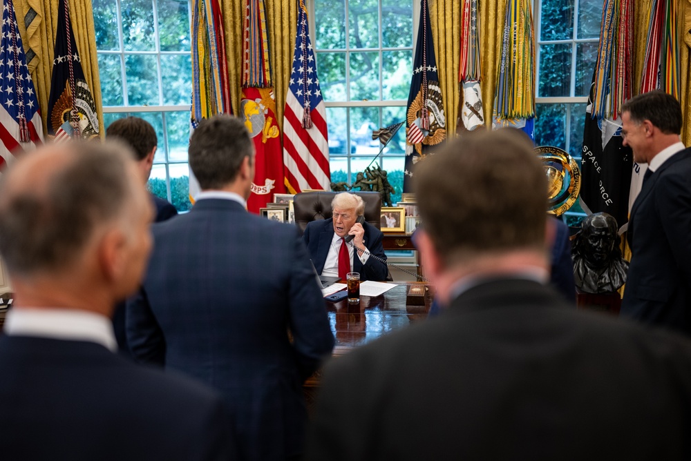 Trump Says AI Needs One Thing To Keep It In Check: A ‘High IQ’ President